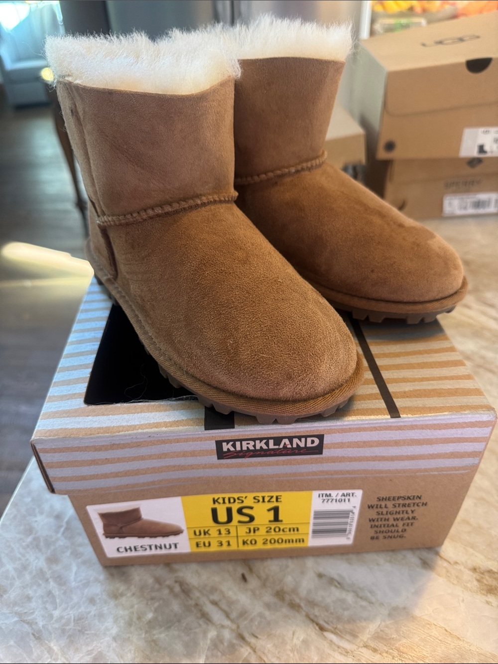 Kirkland Signature Kids' Chestnut Boots US 1